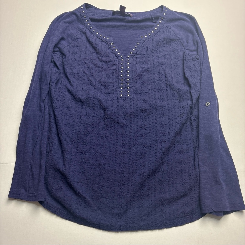 Gloria Vanderbilt Women's Small Shirt Blue Embroidered Studded Roll Tab Sleeve